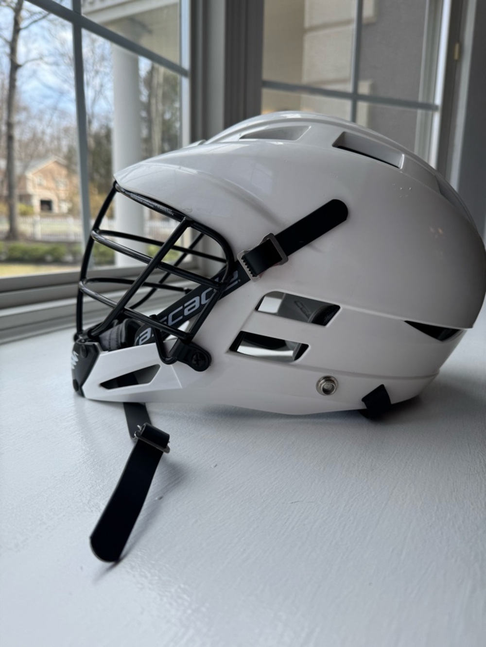 Cascade one size fits most youth lacrosse helmet